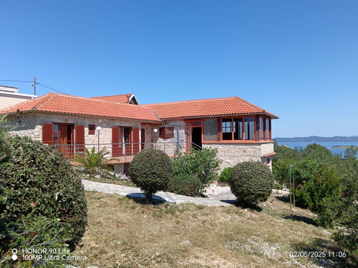Casa Kaprije, Šibenik - Okolica, 130m2