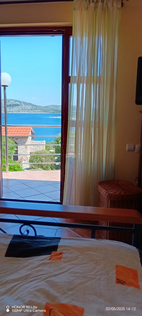 Casa Kaprije, Šibenik - Okolica, 130m2