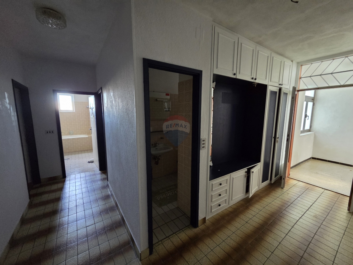 Casa Podsolarsko, Šibenik - Okolica, 405m2