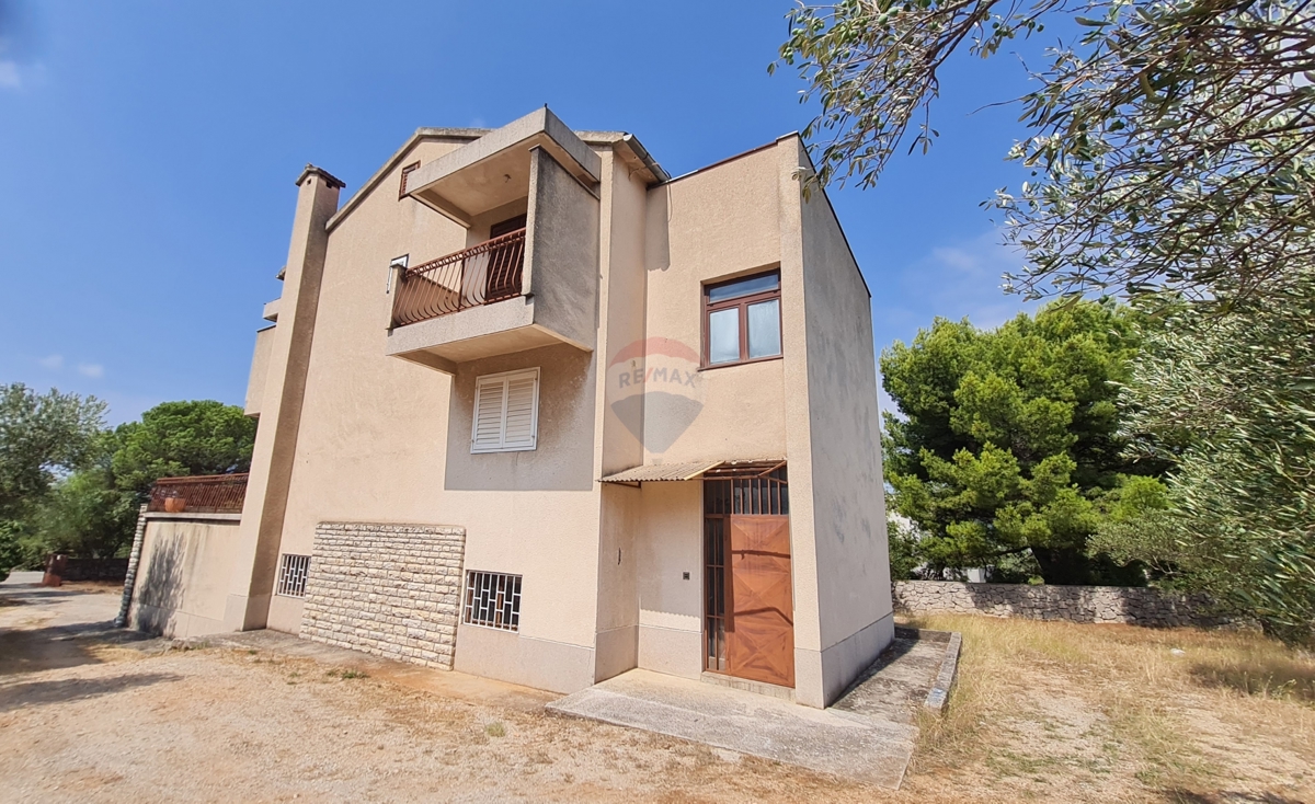 Casa Podsolarsko, Šibenik - Okolica, 405m2