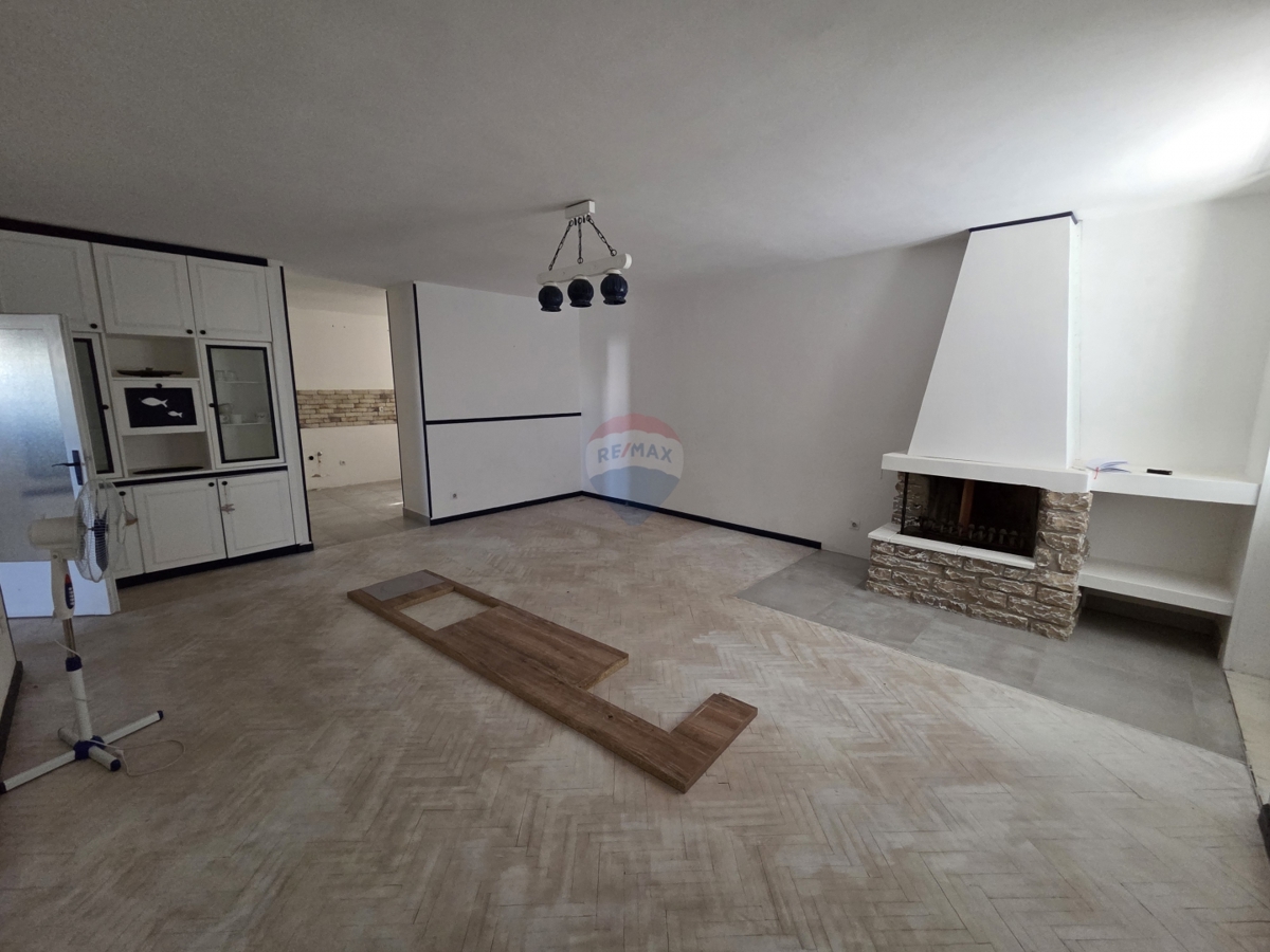 Casa Podsolarsko, Šibenik - Okolica, 405m2