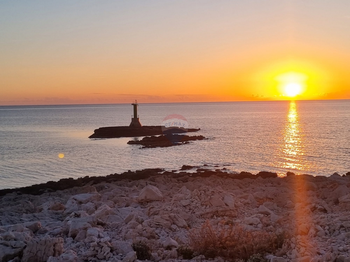 Gemma rara: appartamento premium con vista panoramica sul mare nell'idilliaca penisola di Ražanj