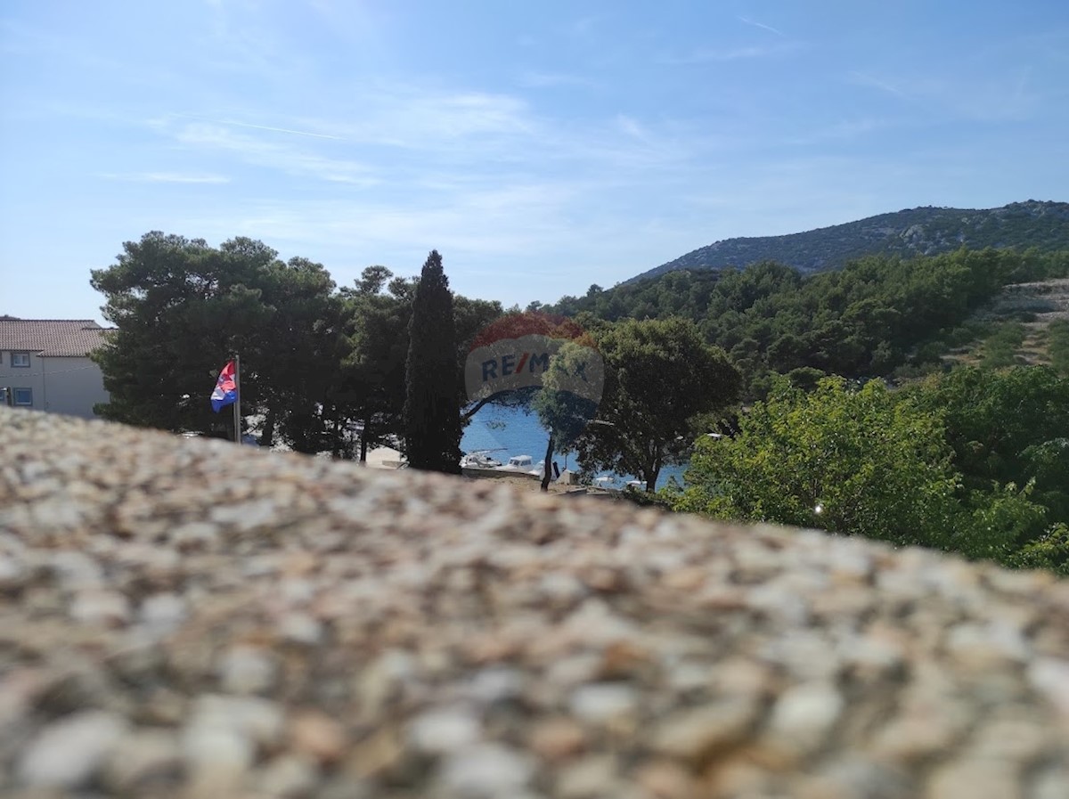 Casa bifamiliare con vista mare - Sovlje