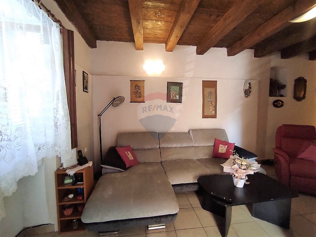 Casa bifamiliare con vista mare - Sovlje