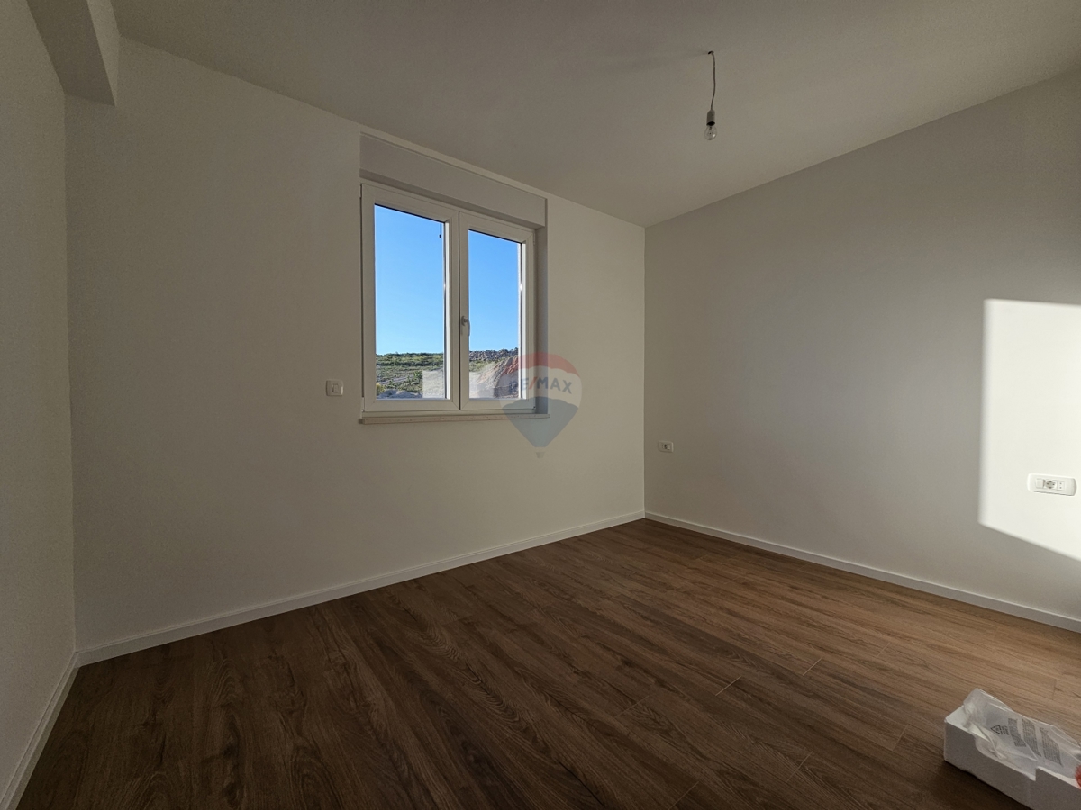 Appartamento Brodarica, Šibenik - Okolica, 91,70m2