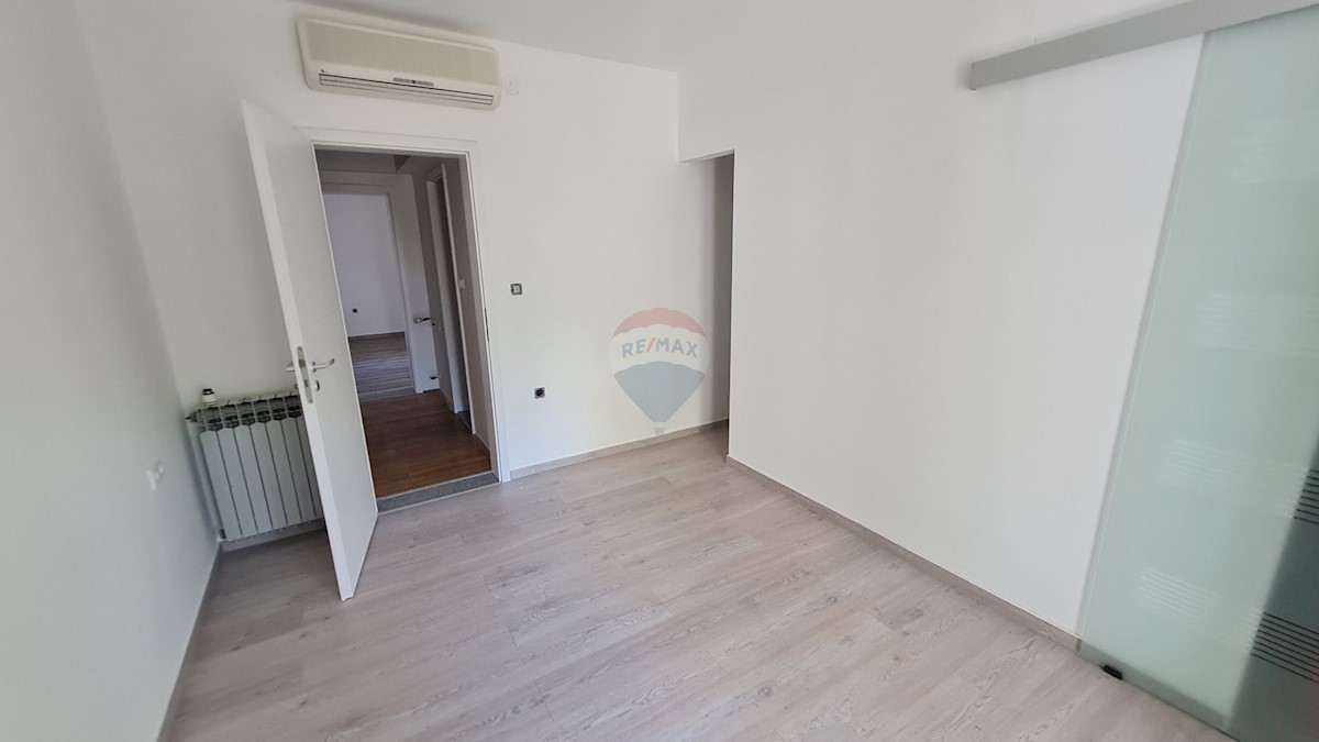 Appartamento Srima, Vodice, 134m2