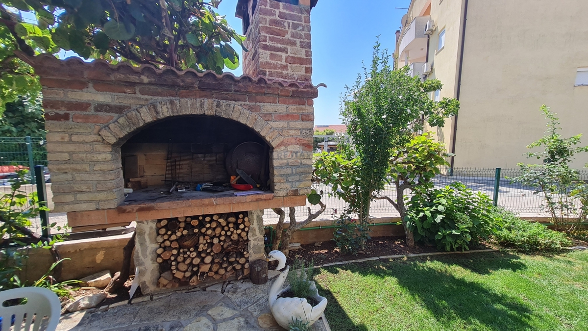 Appartamento Srima, Vodice, 134m2