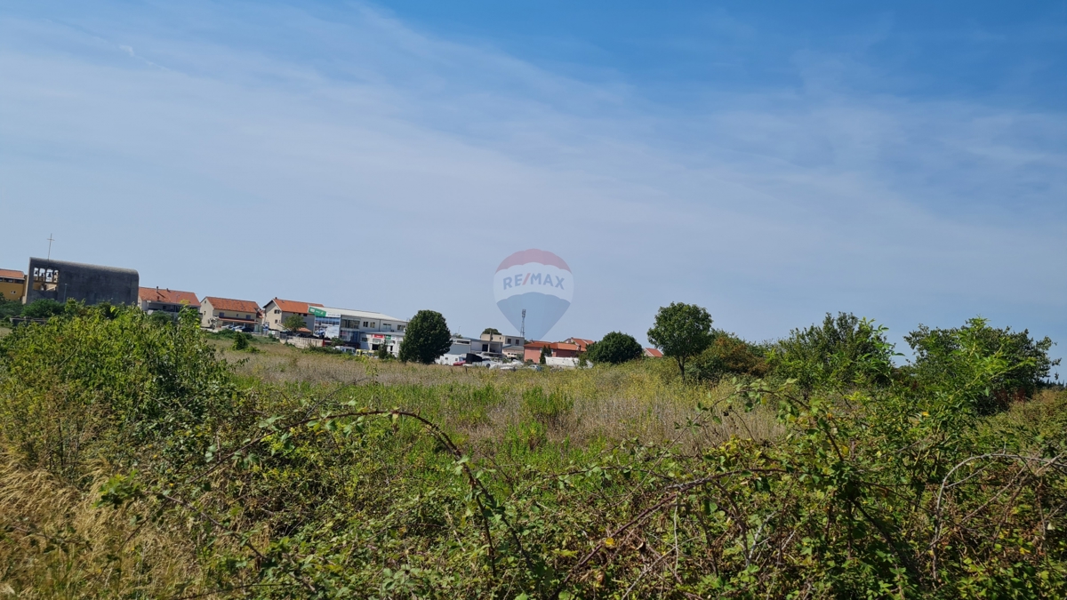 Terreno Gornje Ražine, Šibenik, 4.016m2