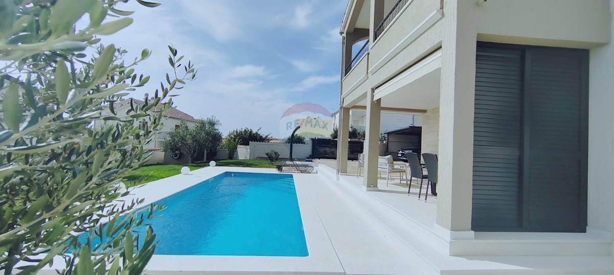 Casa Vodice, 283,50m2