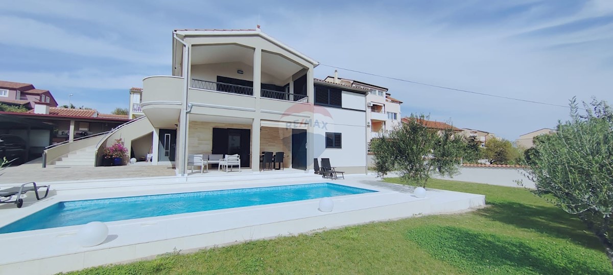 Casa Vodice, 283,50m2