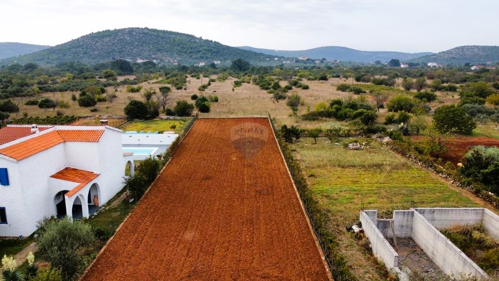 Terreno edificabile Gustirna, Marina
