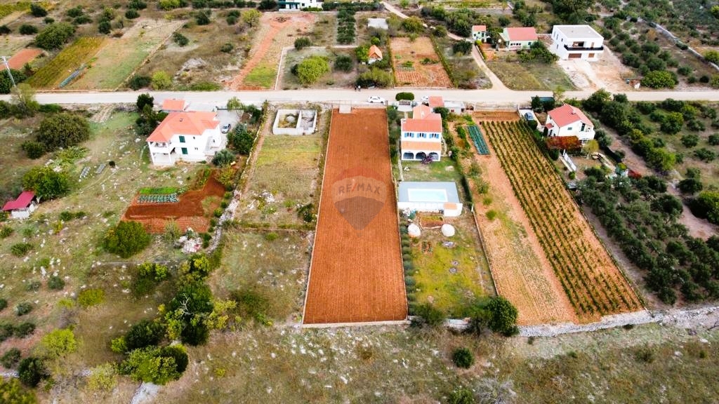 Terreno edificabile Gustirna, Marina