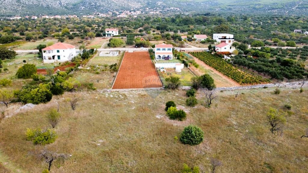 Terreno edificabile Gustirna, Marina