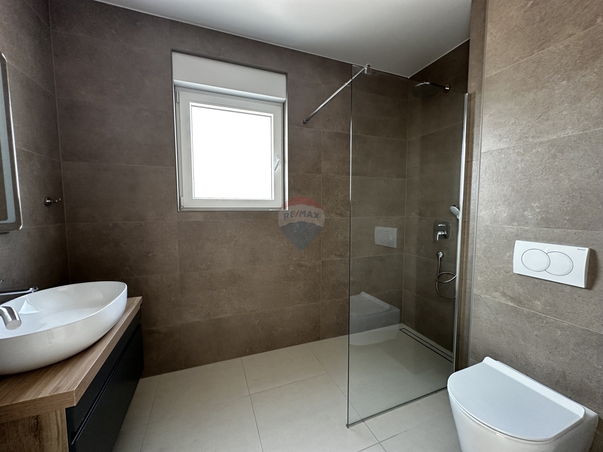 Appartamento Vodice, 101m2