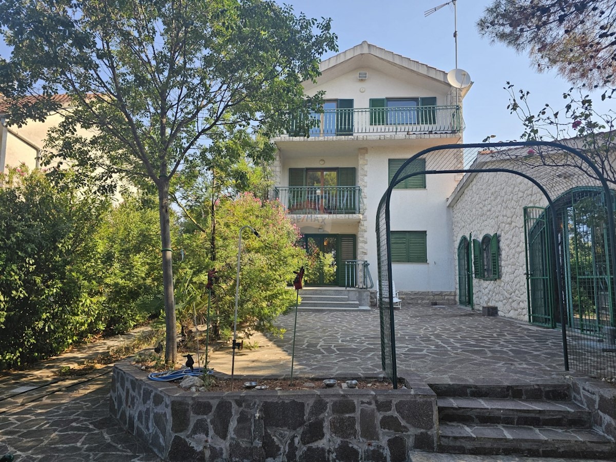 Casa Brodarica, Šibenik - Okolica, 210m2