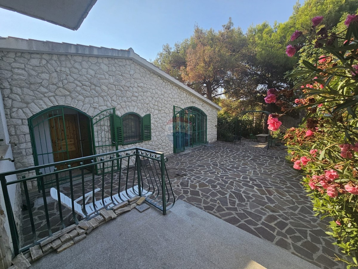 Casa Brodarica, Šibenik - Okolica, 210m2