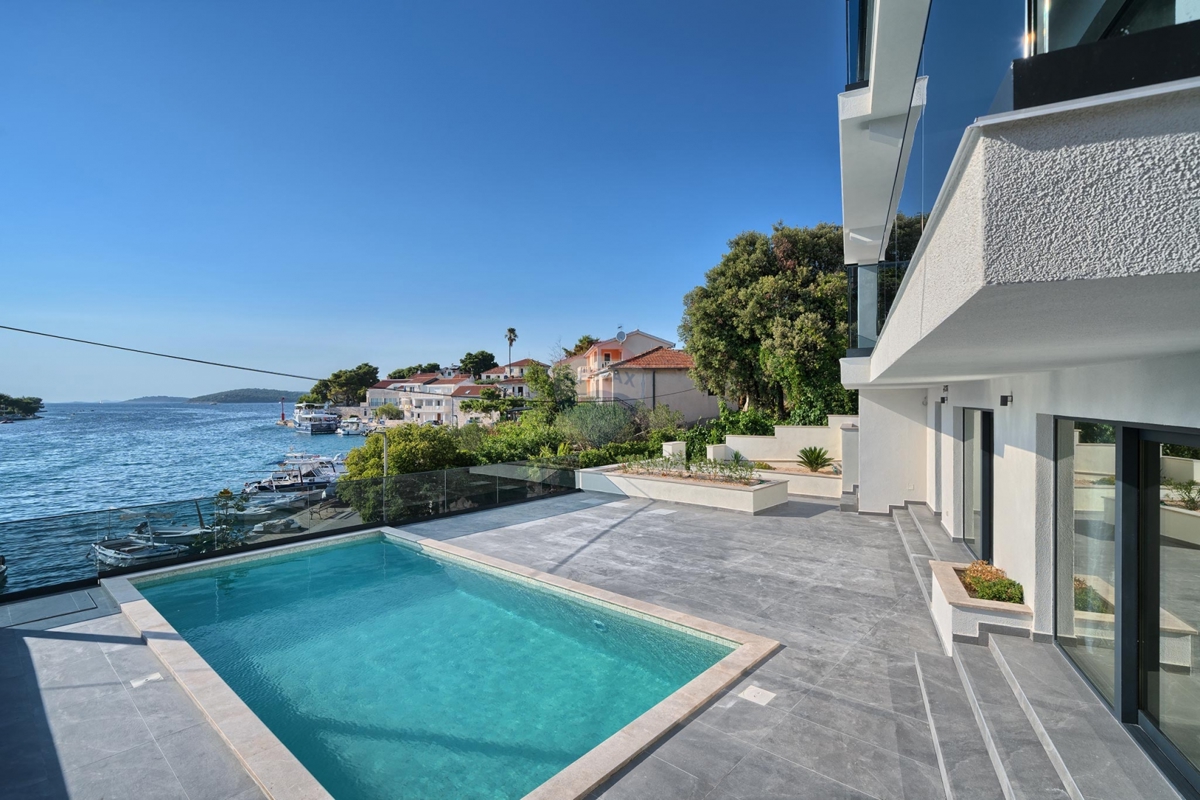 Casa Ražanj, Rogoznica, 187,27m2