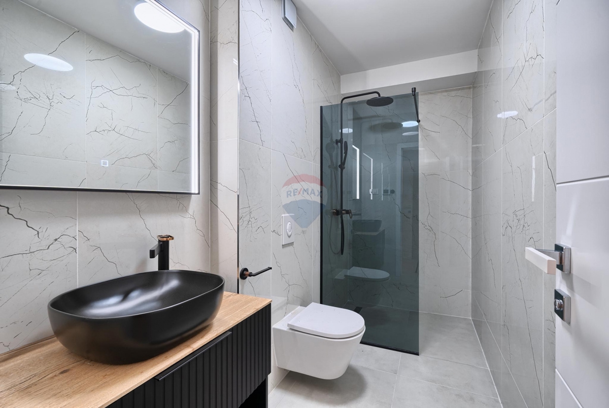 Casa Ražanj, Rogoznica, 187,27m2