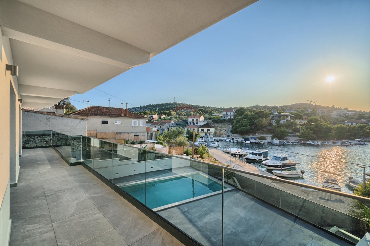 Casa Ražanj, Rogoznica, 187,27m2