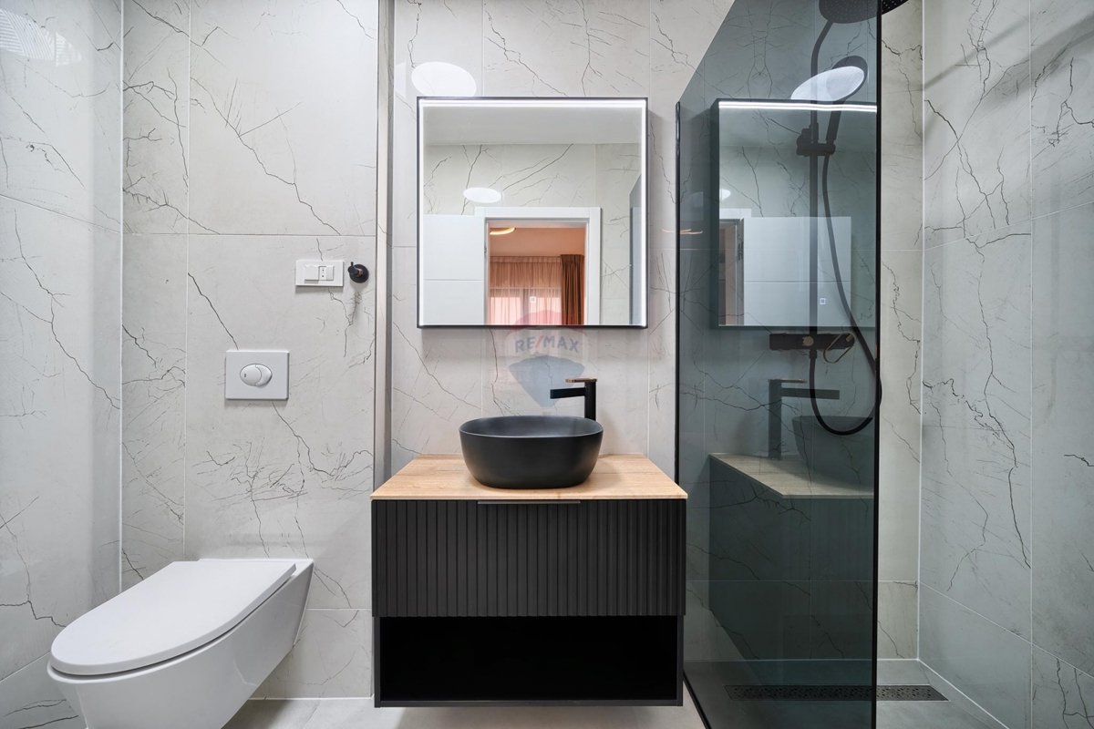 Casa Ražanj, Rogoznica, 187,27m2