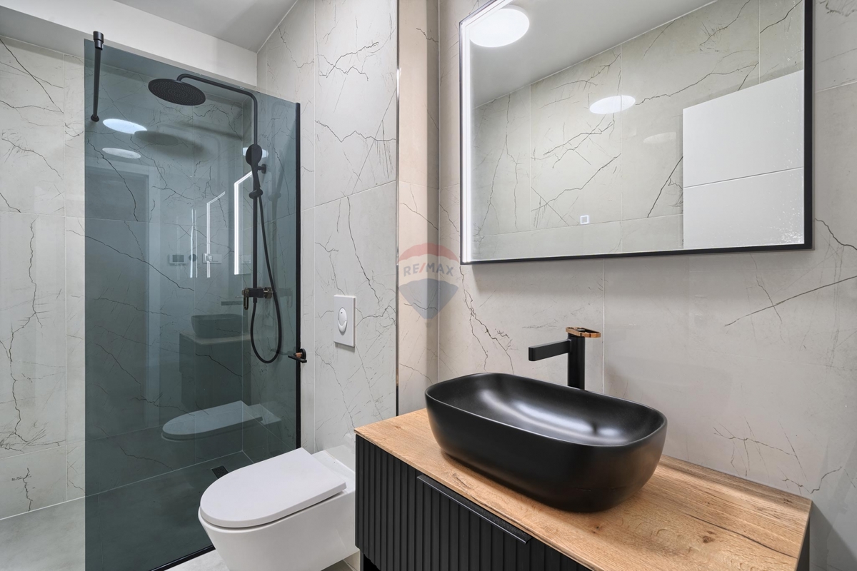 Casa Ražanj, Rogoznica, 187,27m2