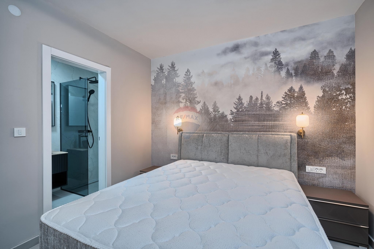 Casa Ražanj, Rogoznica, 187,27m2