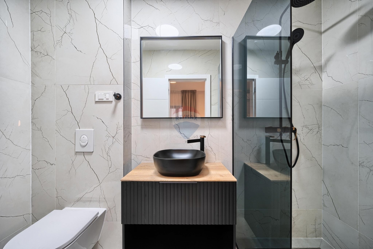 Casa Ražanj, Rogoznica, 187,27m2