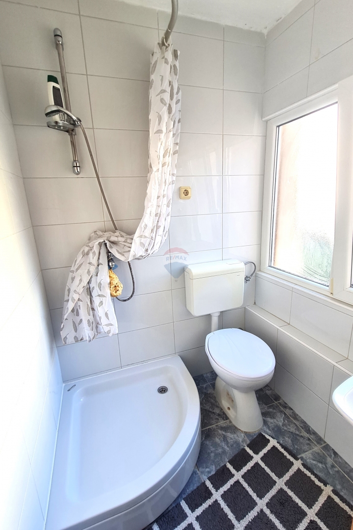 Casa Crnica, Šibenik, 96m2