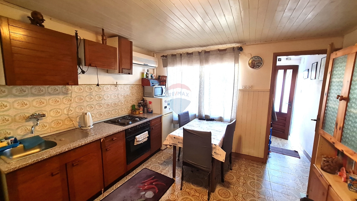 Casa Crnica, Šibenik, 96m2