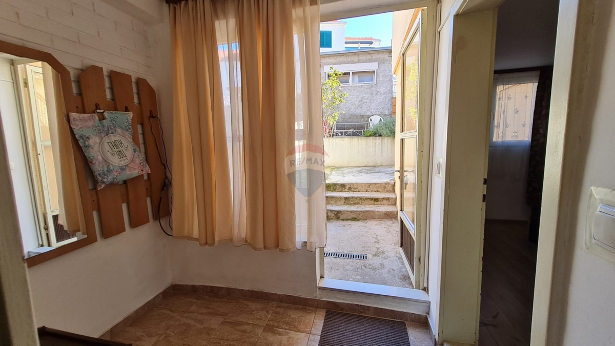 Casa Crnica, Šibenik, 96m2