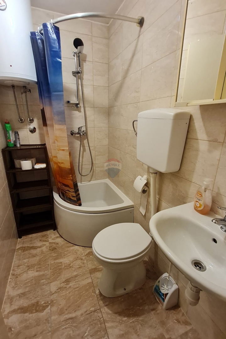 Casa Crnica, Šibenik, 96m2