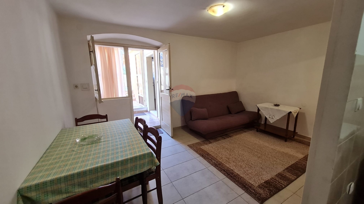 Casa Crnica, Šibenik, 96m2