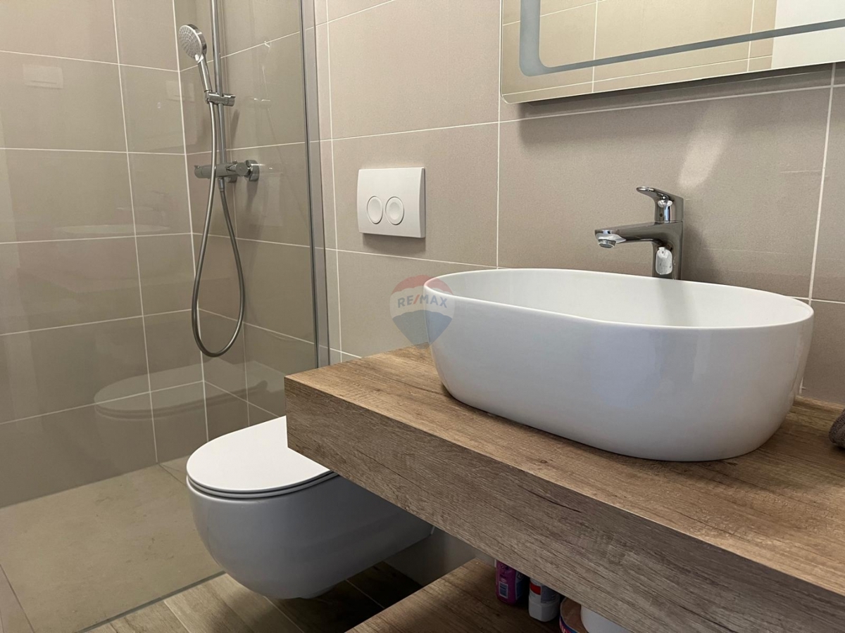 Villa moderna con piscina e vista panoramica sul mare, Rogoznica