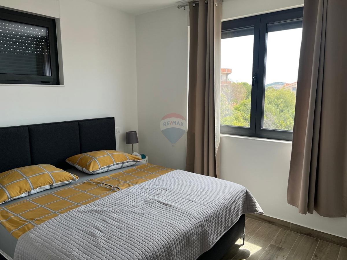 Villa moderna con piscina e vista panoramica sul mare, Rogoznica