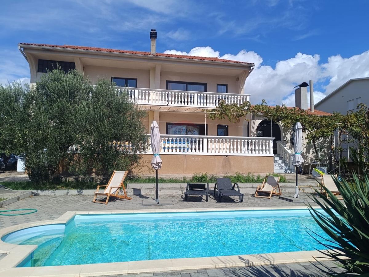 Casa Pirovac, 122m2