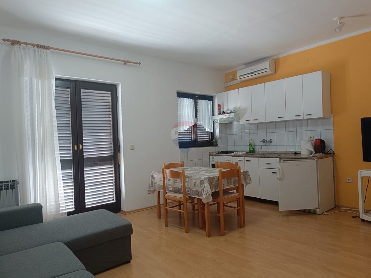 Casa Pirovac, 122m2