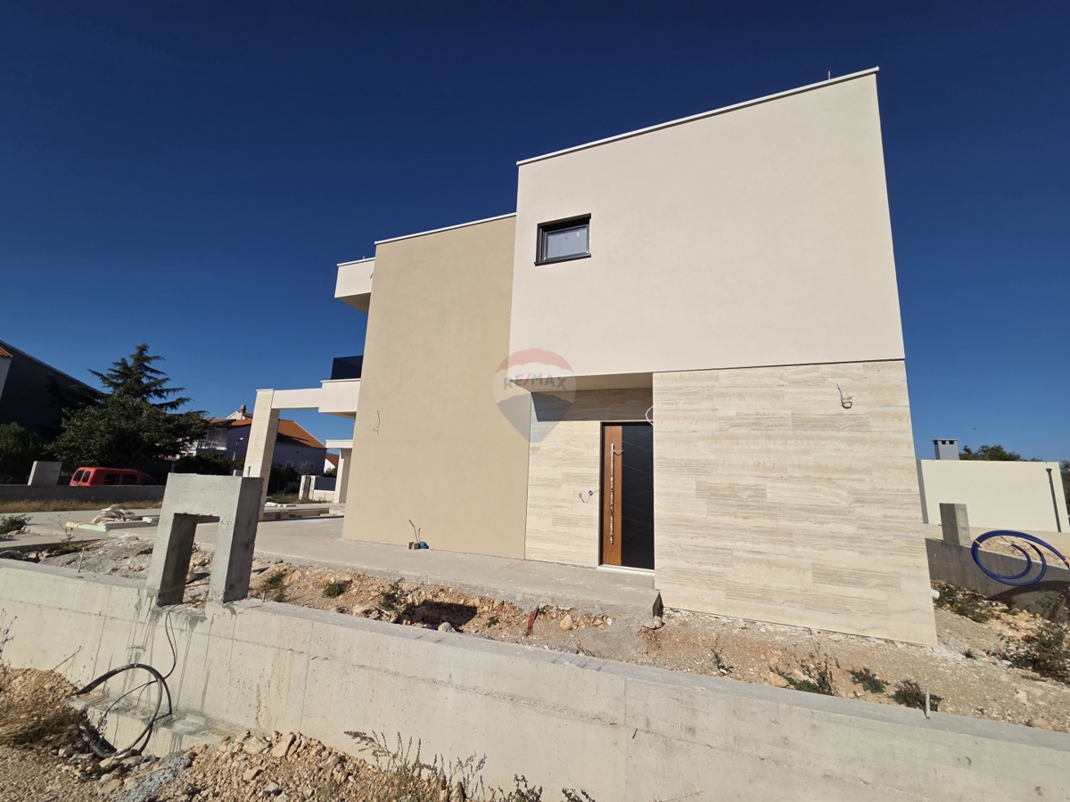 Casa Lozovac, Šibenik - Okolica, 238m2