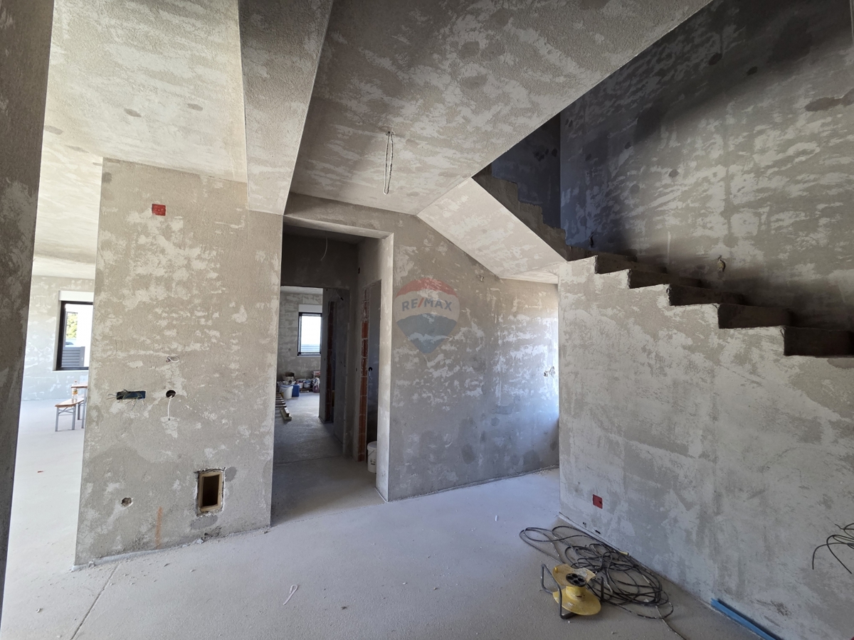 Casa Lozovac, Šibenik - Okolica, 238m2