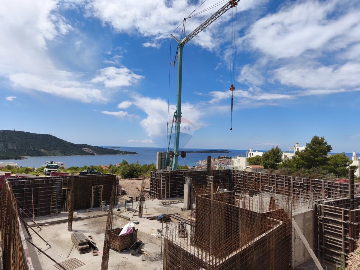 Appartamento con due camere da letto al piano terra con ampia terrazza e garage (A3), Primošten