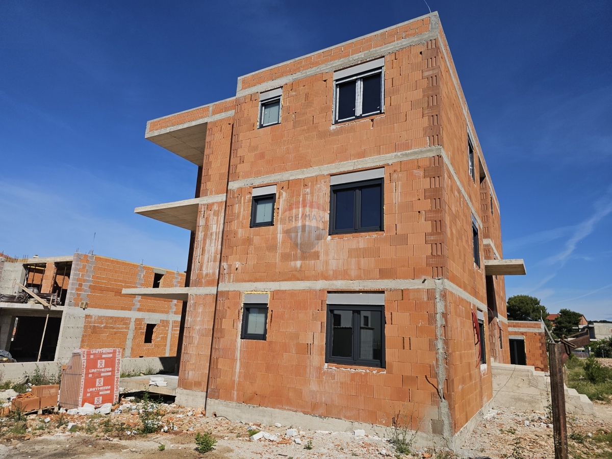 Appartamento Brodarica, Šibenik - Okolica, 67,91m2