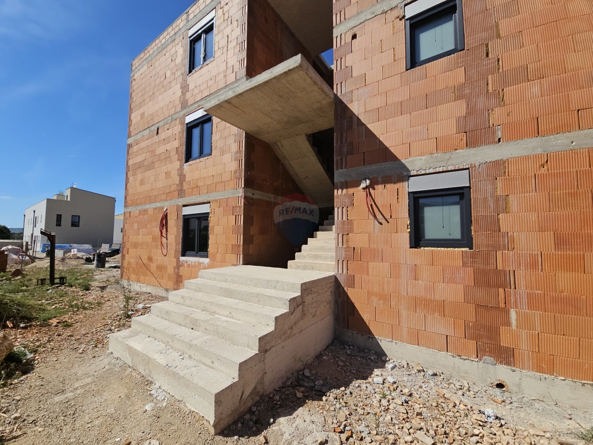 Appartamento Brodarica, Šibenik - Okolica, 67,91m2