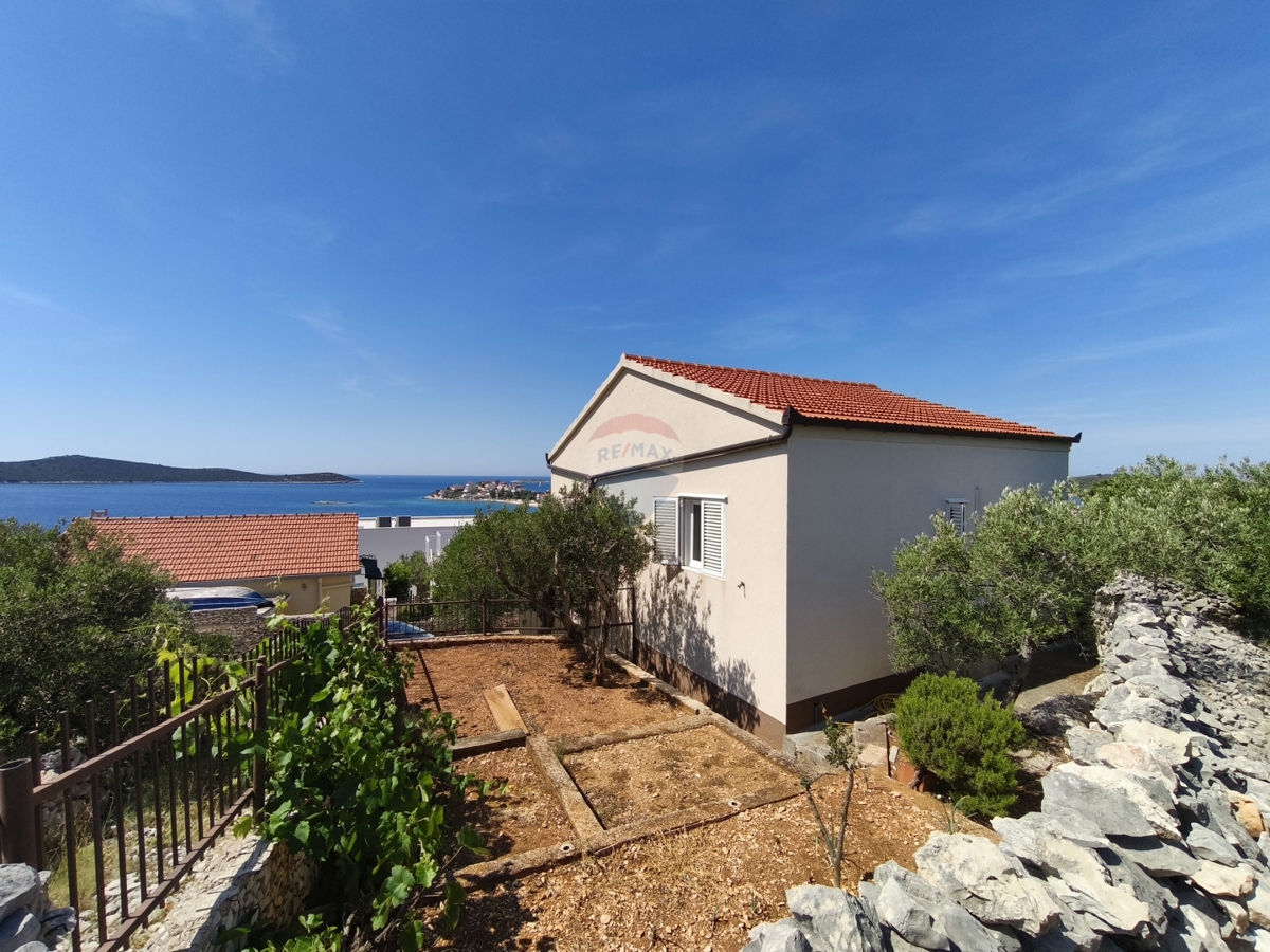 Casa con splendida vista mare 95 m2, Sevid