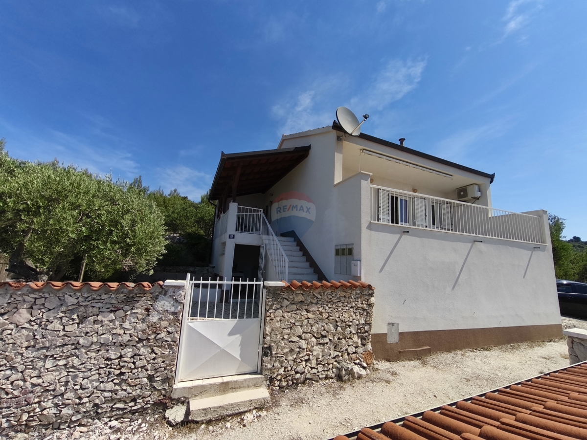 Casa con splendida vista mare 95 m2, Sevid