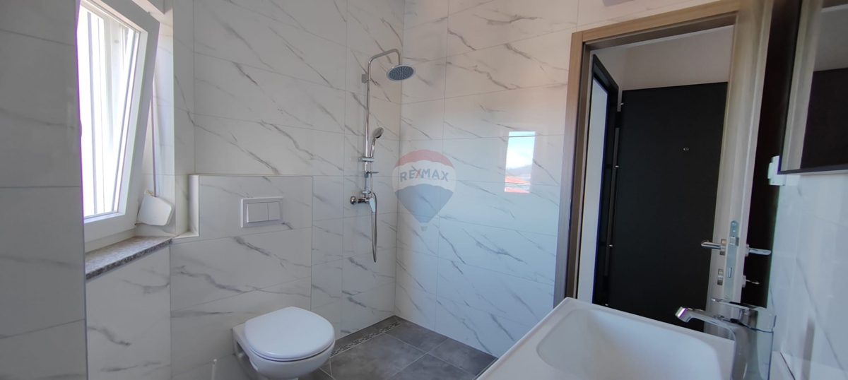 Appartamento Brodarica, Šibenik - Okolica, 85,62m2