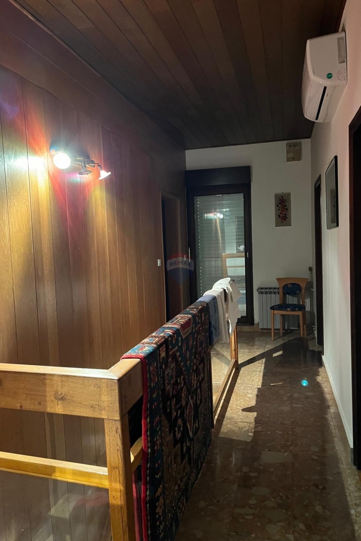 Casa Varoš, Šibenik, 420m2