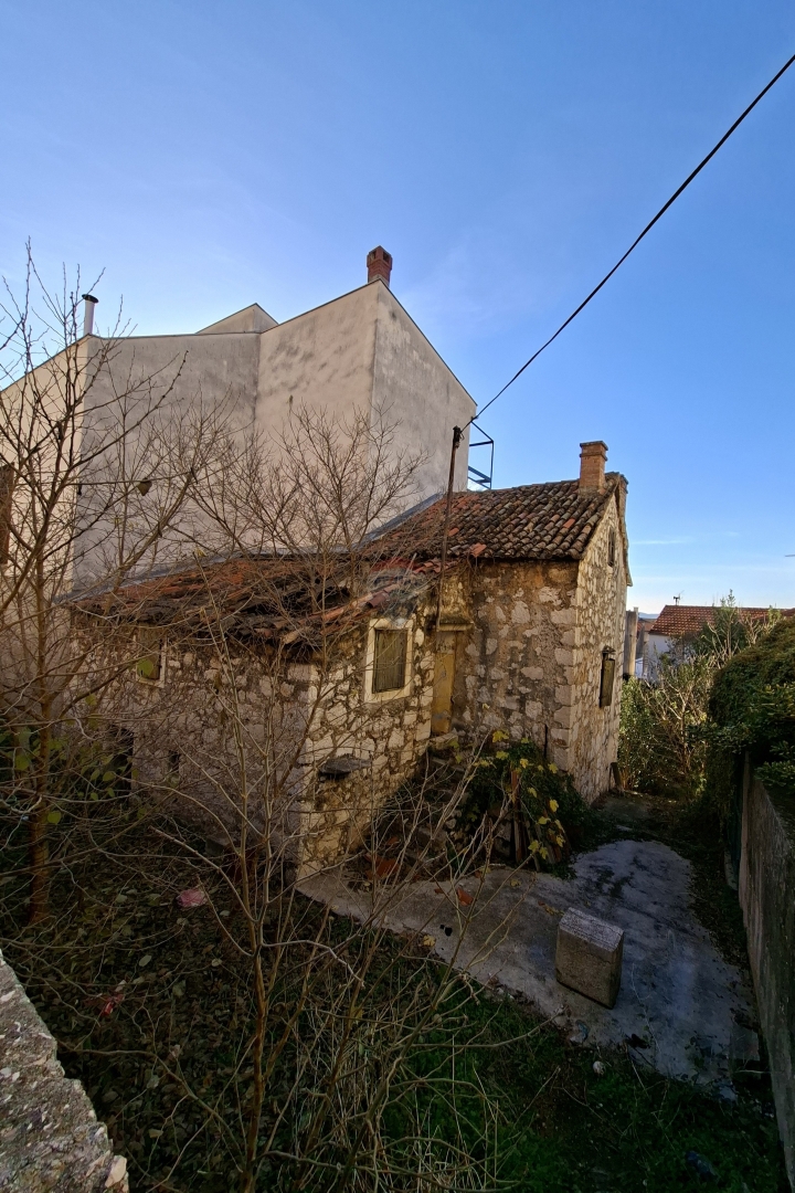 Casa Varoš, Šibenik, 420m2