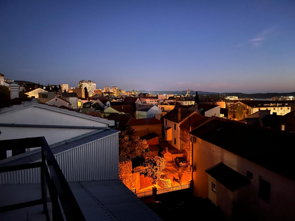 Casa Varoš, Šibenik, 420m2