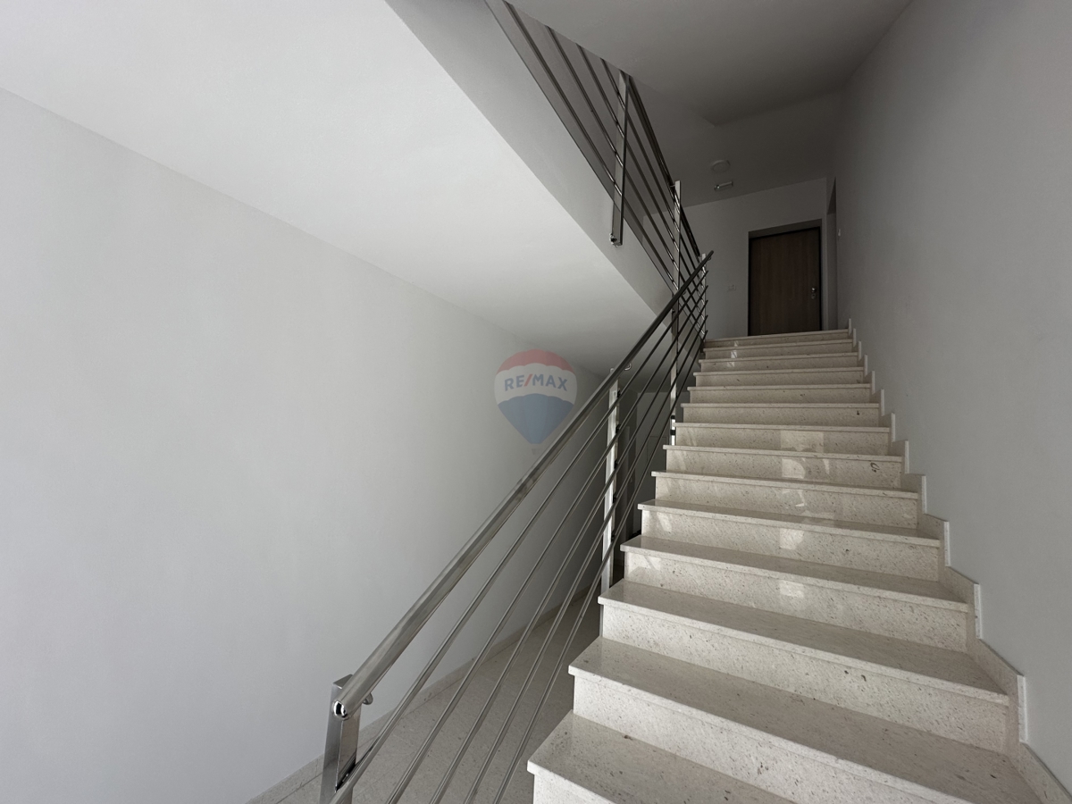 Appartamento Srima, Vodice, 183,74m2