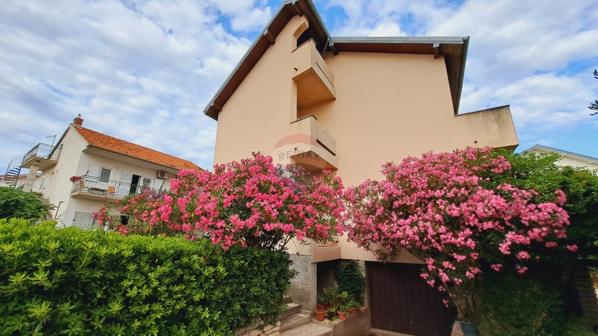 Casa Brodarica, Šibenik - Okolica, 240m2