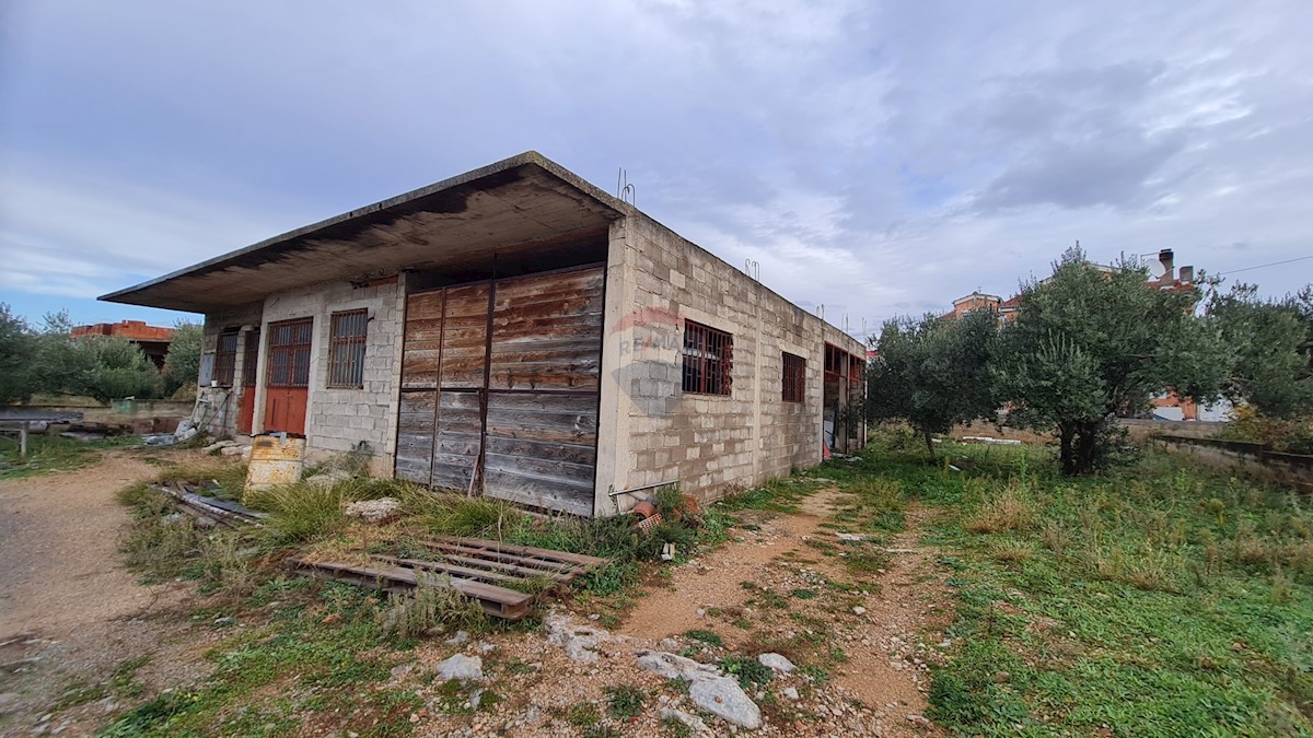 Terreno Njivice, Šibenik, 1.850m2